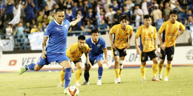 Bóng Đá Quảng Ninh FC Trở Lại - Thông Tin Chuẩn 2025
